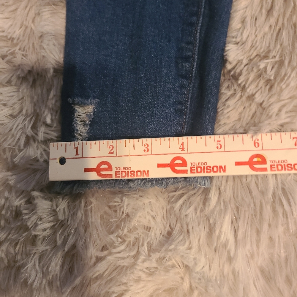 Distressed Blue Women's Jeans Forever 21 - Picture 6 of 14